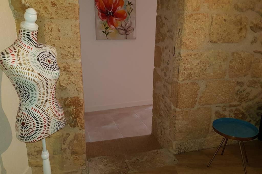 Superbe Loft T4 De 96 M2 Au Coeur Perigueux Apartment Luaran gambar