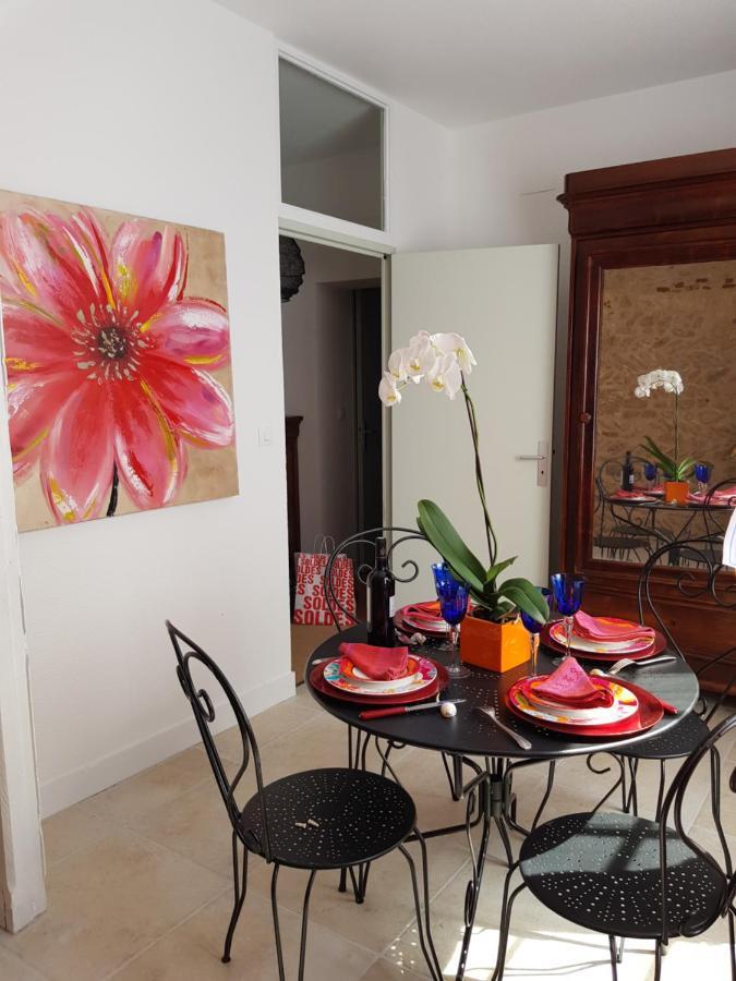 Superbe Loft T4 De 96 M2 Au Coeur Perigueux Apartment Luaran gambar