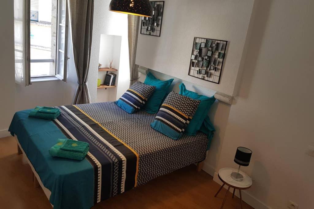 Superbe Loft T4 De 96 M2 Au Coeur Perigueux Apartment Luaran gambar